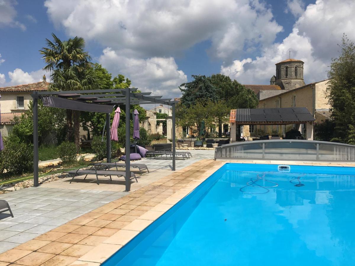 Gites Jardin-Darcy - Piscine Au Sel Bois 외부 사진