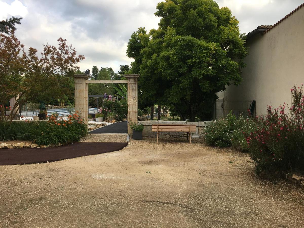 Gites Jardin-Darcy - Piscine Au Sel Bois 외부 사진