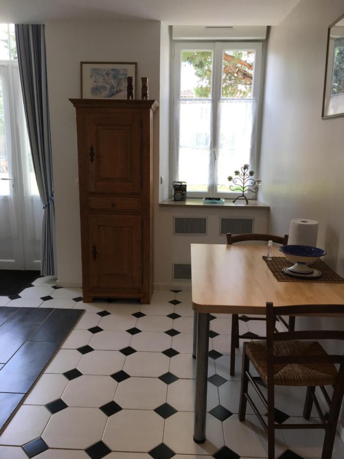 Gites Jardin-Darcy - Piscine Au Sel Bois 외부 사진